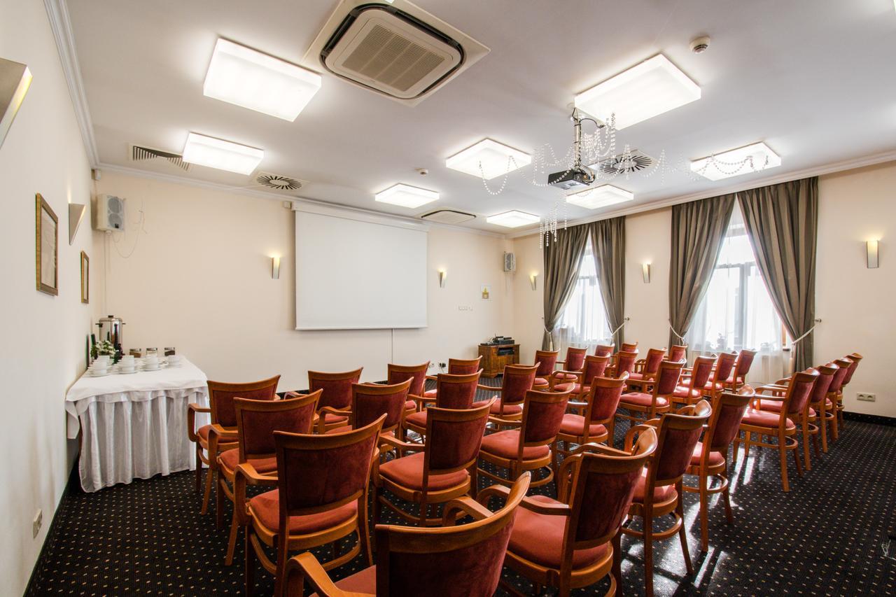 Hotel Sitarska Bilgoraj Ngoại thất bức ảnh