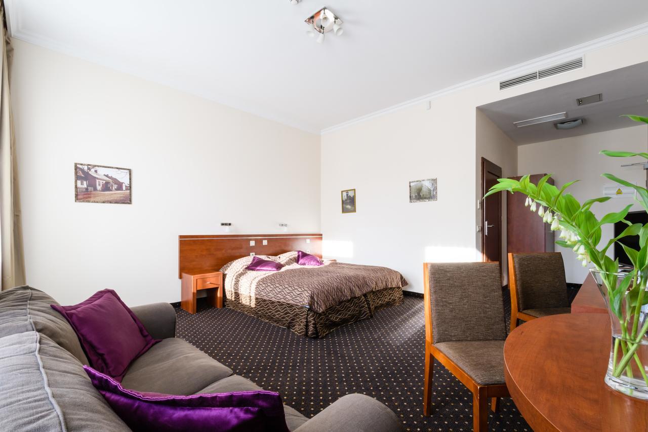 Hotel Sitarska Bilgoraj Ngoại thất bức ảnh